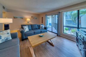 Siesta Key Beach - 2 Bedroom - 3 Beds - 3 Bathroom Duplex with Heated Swimming Pool